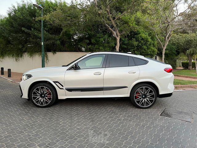 ב מ וו X6 M