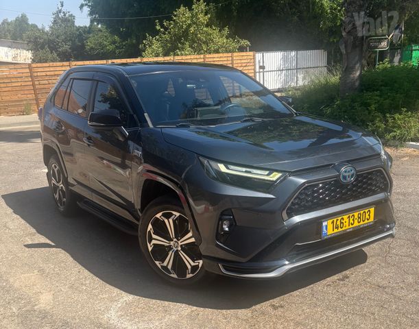 מודעת רכב טויוטה RAV4