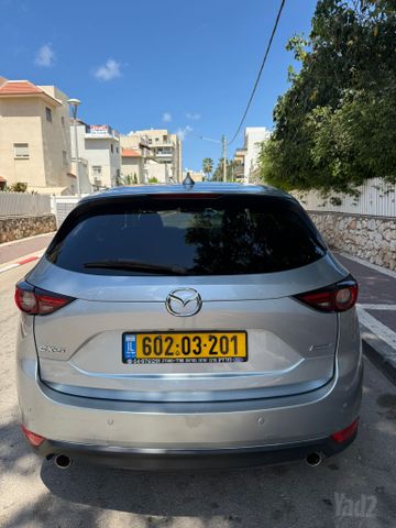 מודעת רכב מאזדה CX-5