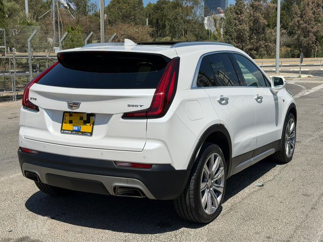 קאדילק XT4