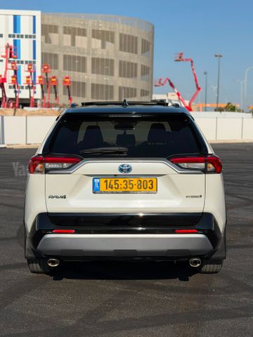 טויוטה RAV4