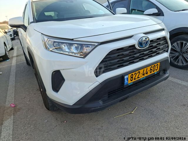 טויוטה RAV4