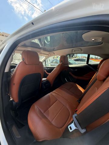 יגואר I-Pace