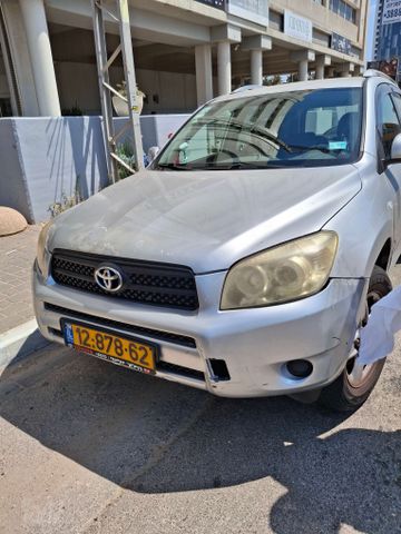 מודעת רכב טויוטה RAV4