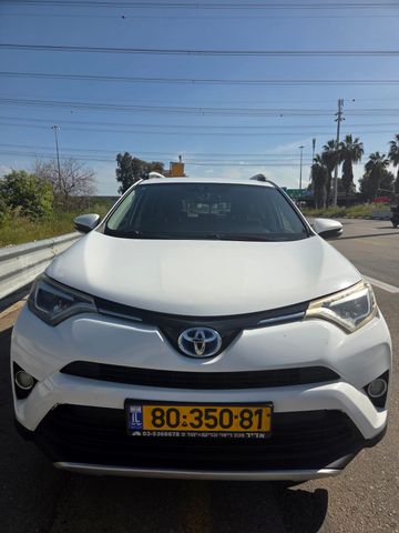 מודעת רכב טויוטה RAV4