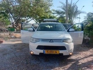 מיצובישי אאוטלנדר