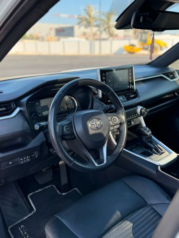 טויוטה RAV4