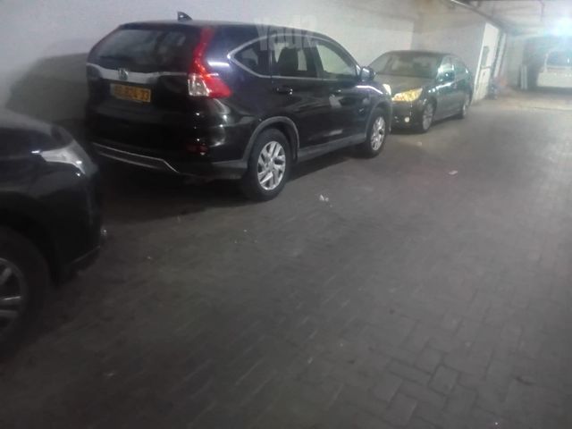 מודעת רכב הונדה CR-V