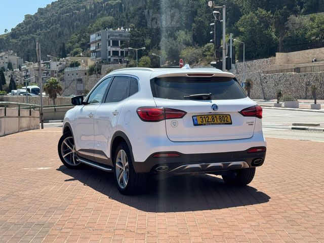 אם ג'י EHS PHEV