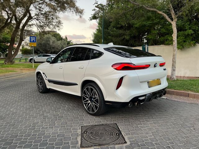 ב מ וו X6 M