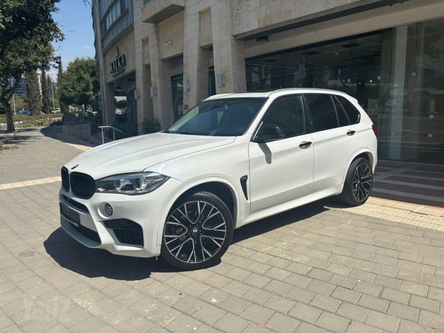 ב מ וו X5