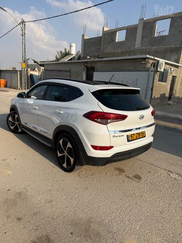 יונדאי טוסון