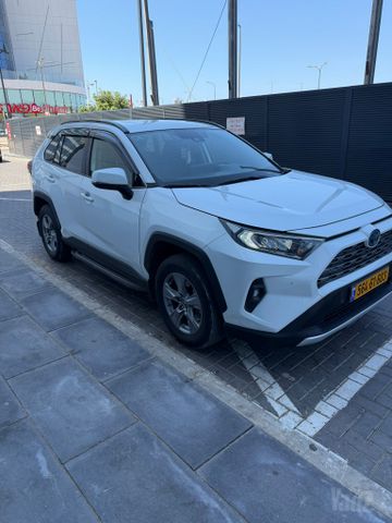 מודעת רכב טויוטה RAV4