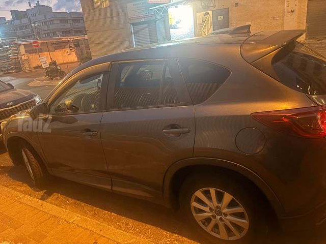 מודעת רכב מאזדה CX-5