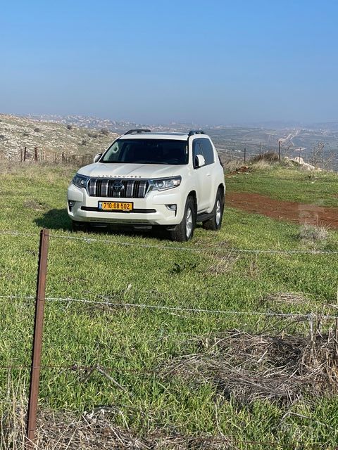טויוטה לנד קרוזר