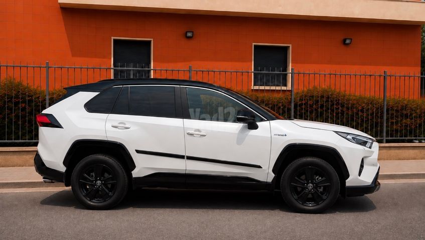 טויוטה RAV4