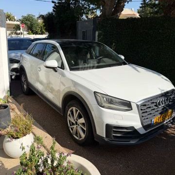 אאודי Q2