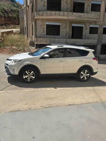 טויוטה RAV4