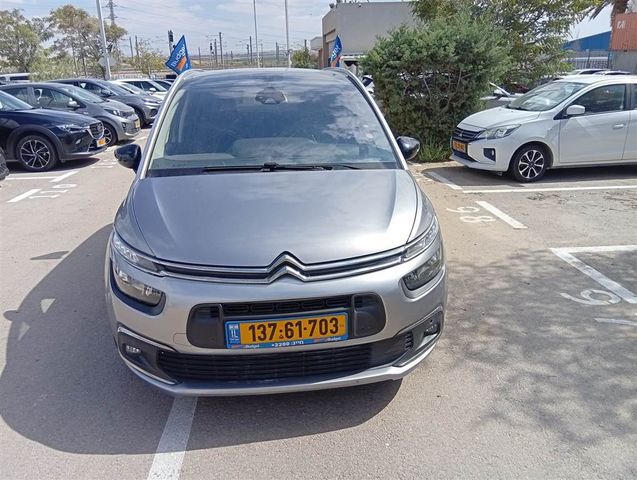 מודעת רכב סיטרואן C4 ספייסטורר