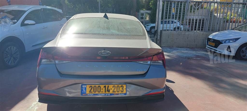 מודעת רכב יונדאי אלנטרה 1
