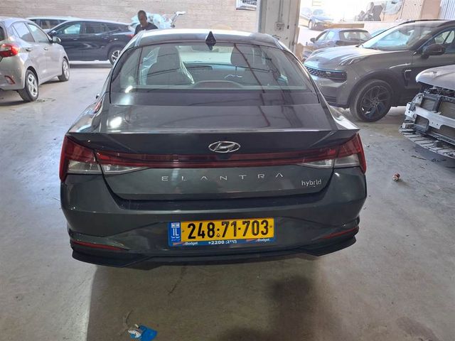 מודעת רכב יונדאי אלנטרה 1