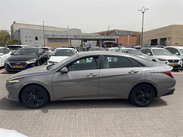 יונדאי אלנטרה