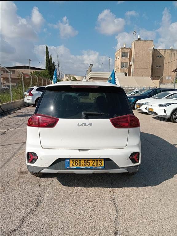 מודעת רכב קיה נירו פלוס 1
