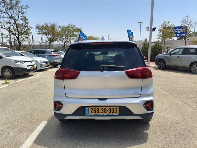 קיה נירו פלוס