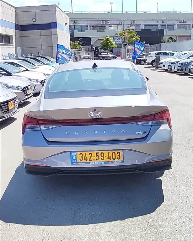 יונדאי אלנטרה