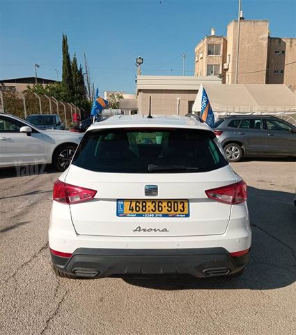 סיאט ארונה