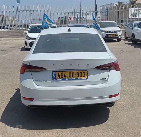 סקודה אוקטביה