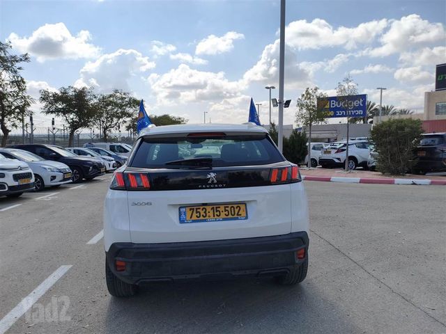 פיג'ו 3008
