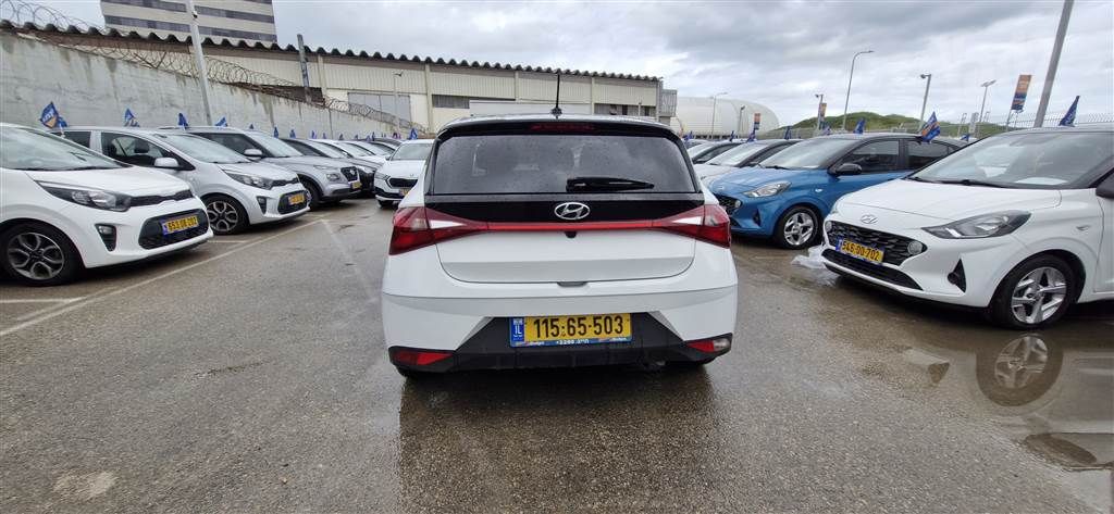 יונדאי i20