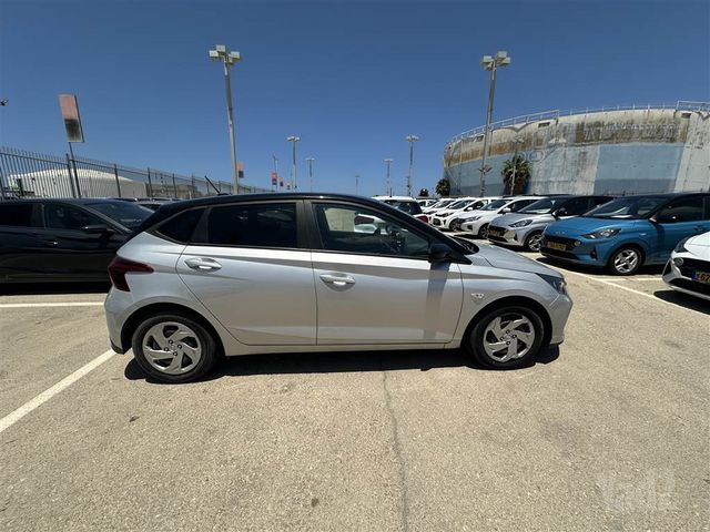 יונדאי i20
