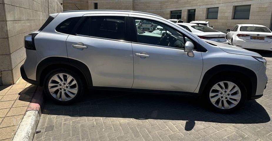 סוזוקי S-Cross