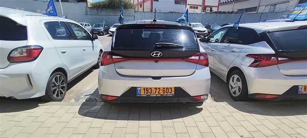 יונדאי i20