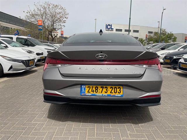 יונדאי אלנטרה