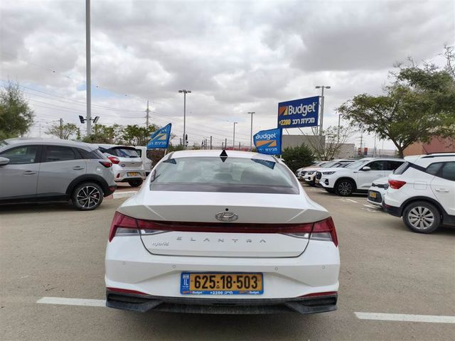 יונדאי אלנטרה