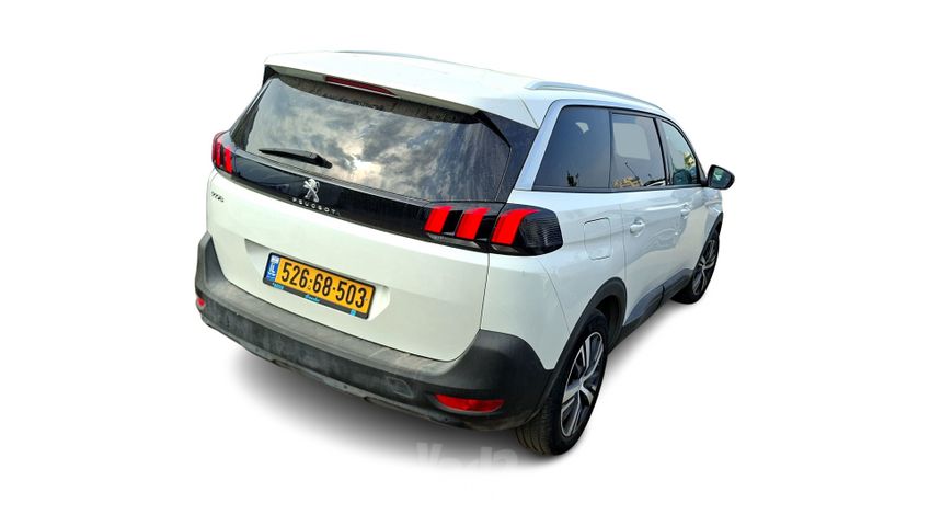 פיג'ו 5008