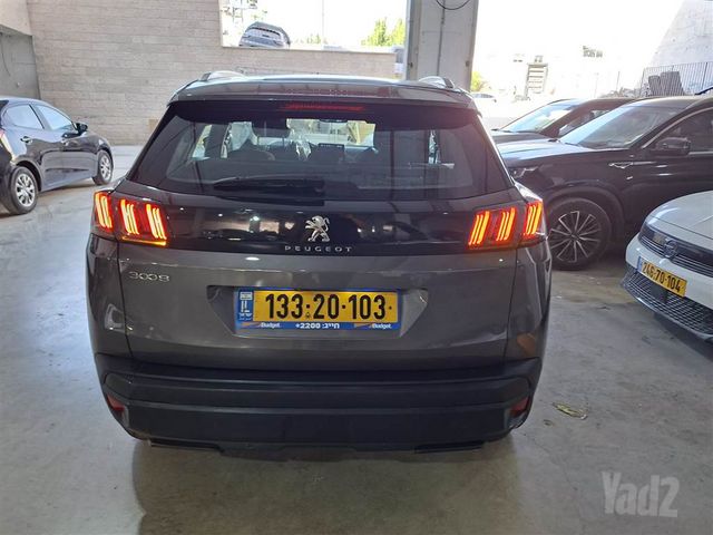 פיג'ו 3008