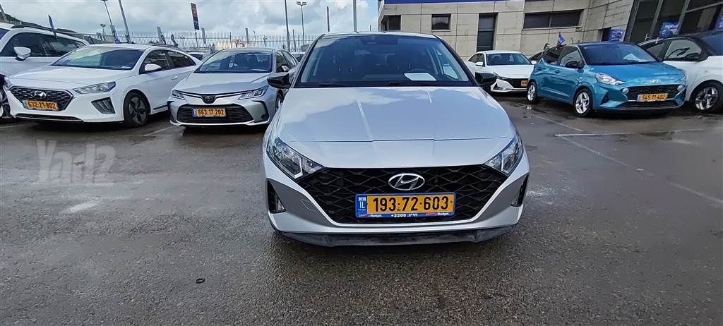 יונדאי i20