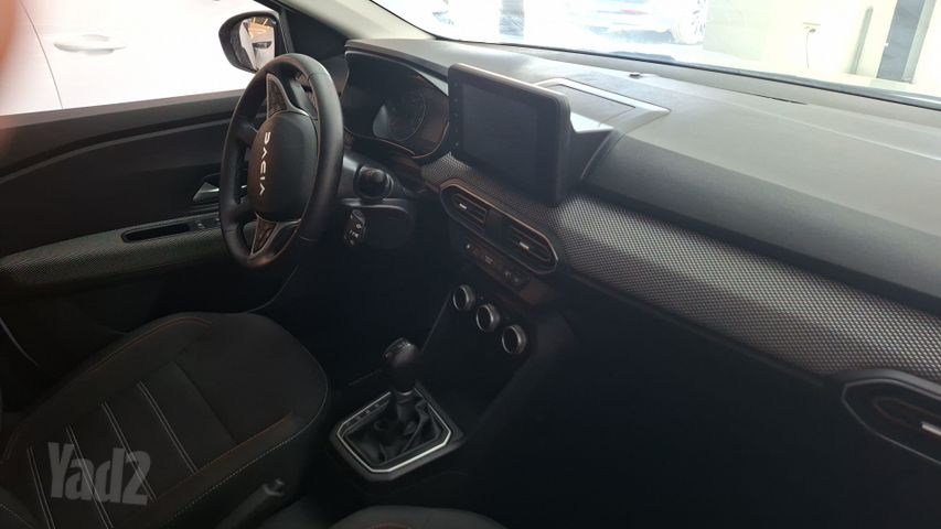 דאצ'יה סנדרו Stepway
