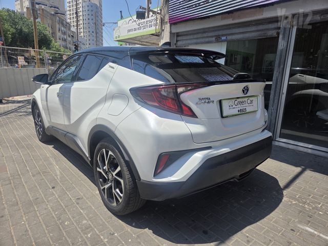 טויוטה C-HR