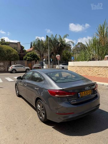 יונדאי אלנטרה
