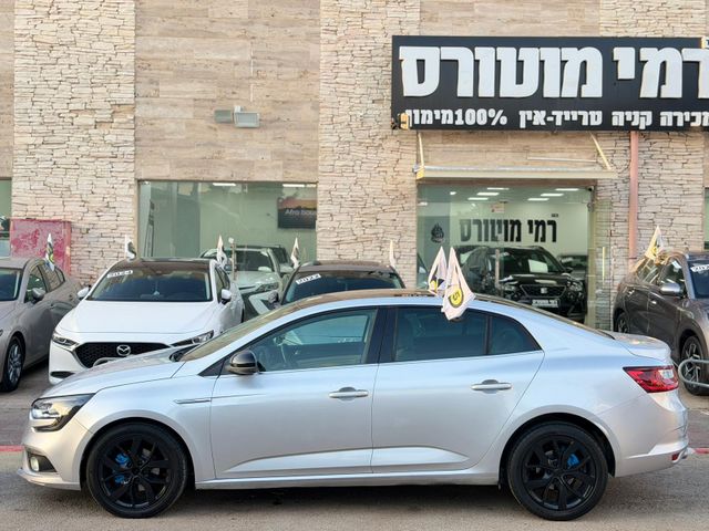 רנו מגאן