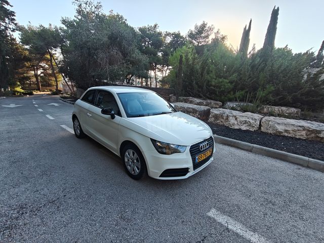 אאודי A1