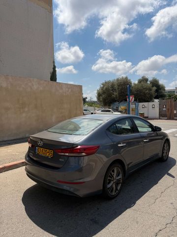 יונדאי אלנטרה