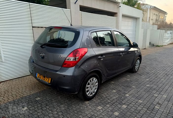יונדאי i20