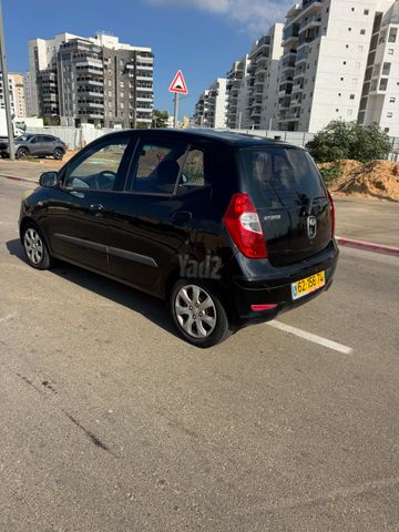 יונדאי i10