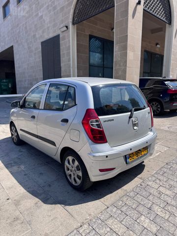 יונדאי i10